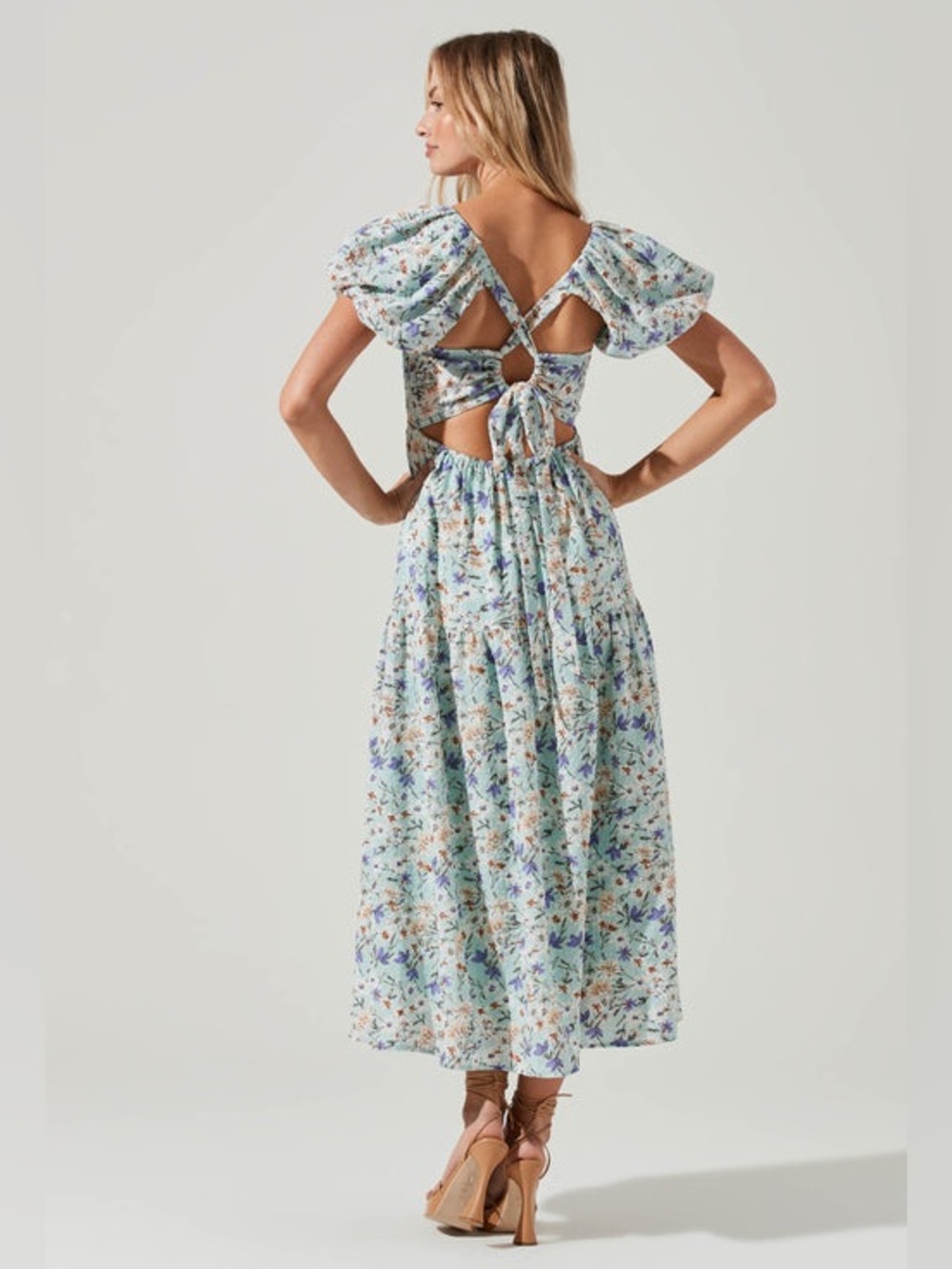 ASTR the Label Bubble Sleeve Floral Tiered Midi Dress